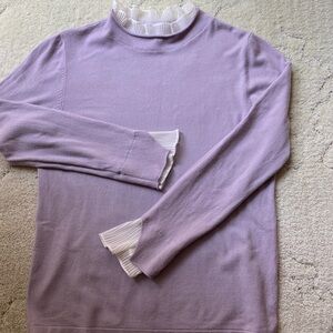 Light weight vila Milano sweater soft feel pretty neck and cuff accents